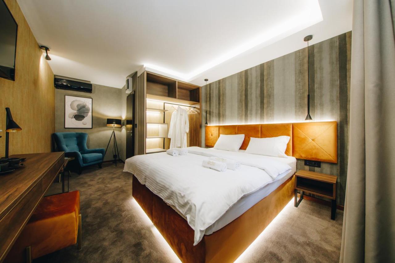 Boutique Luxury Apartments ครากูเยวัตส์ ภายนอก รูปภาพ