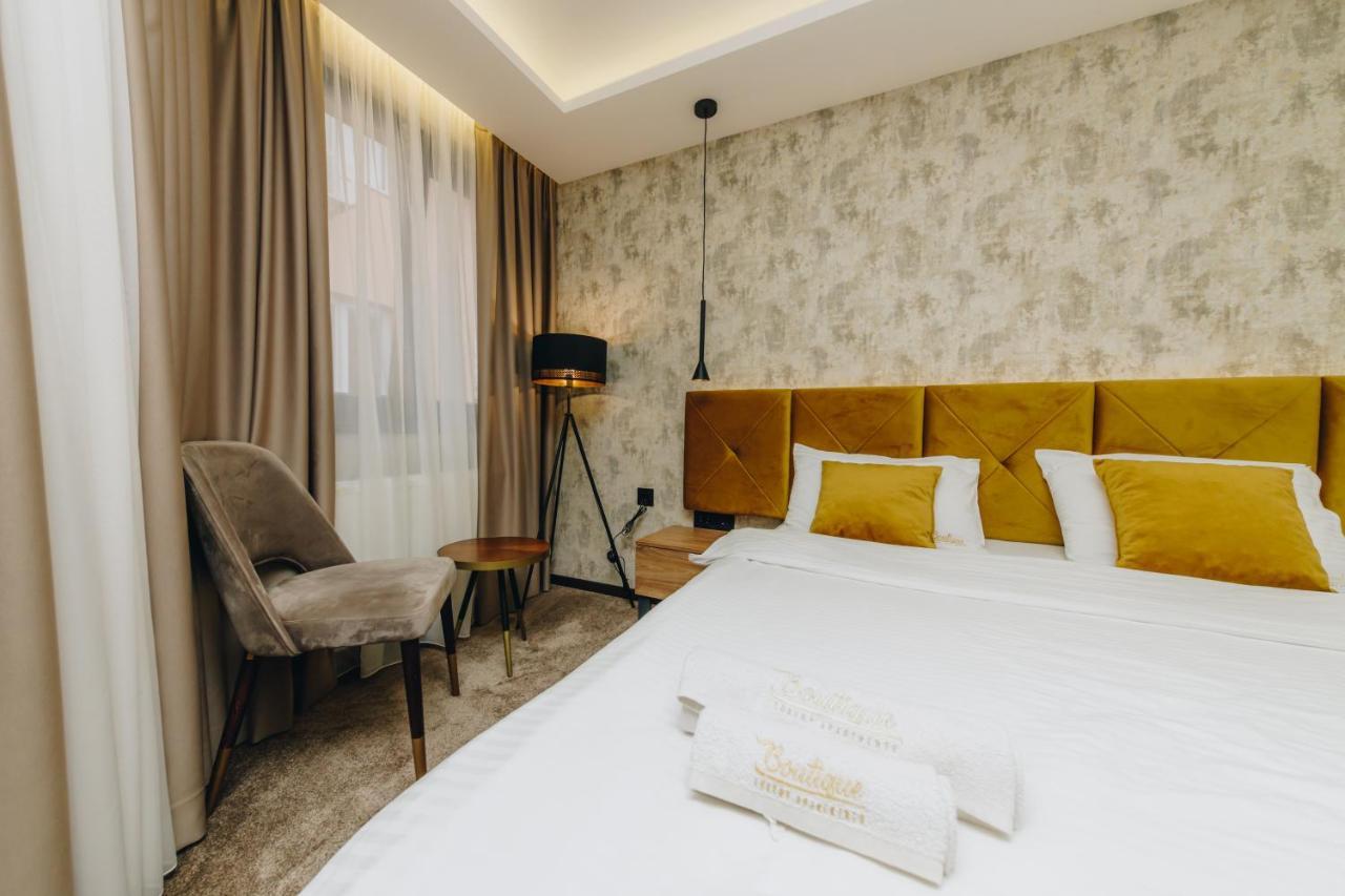 Boutique Luxury Apartments ครากูเยวัตส์ ภายนอก รูปภาพ