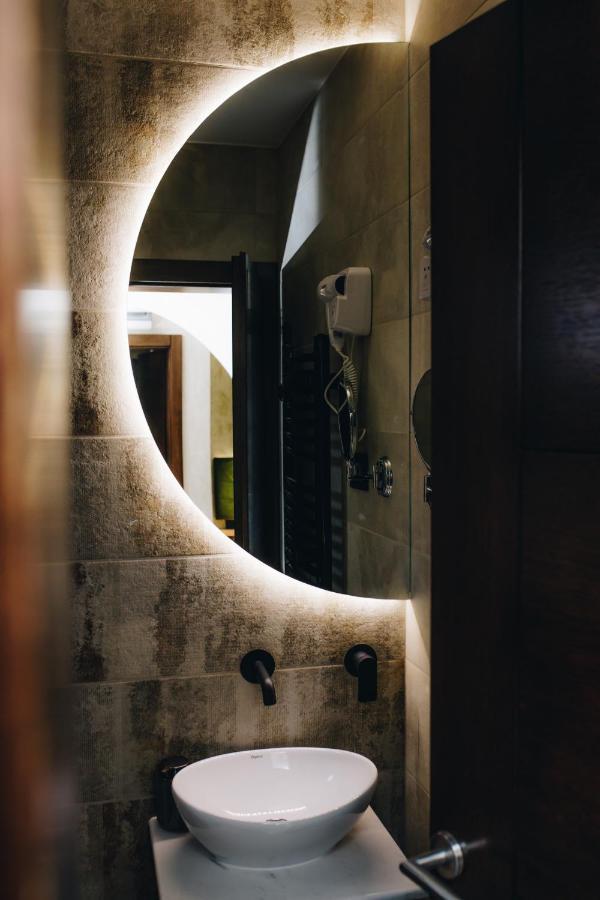 Boutique Luxury Apartments ครากูเยวัตส์ ภายนอก รูปภาพ