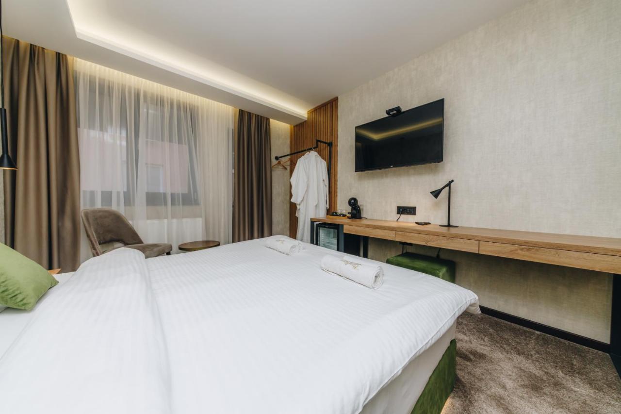 Boutique Luxury Apartments ครากูเยวัตส์ ภายนอก รูปภาพ