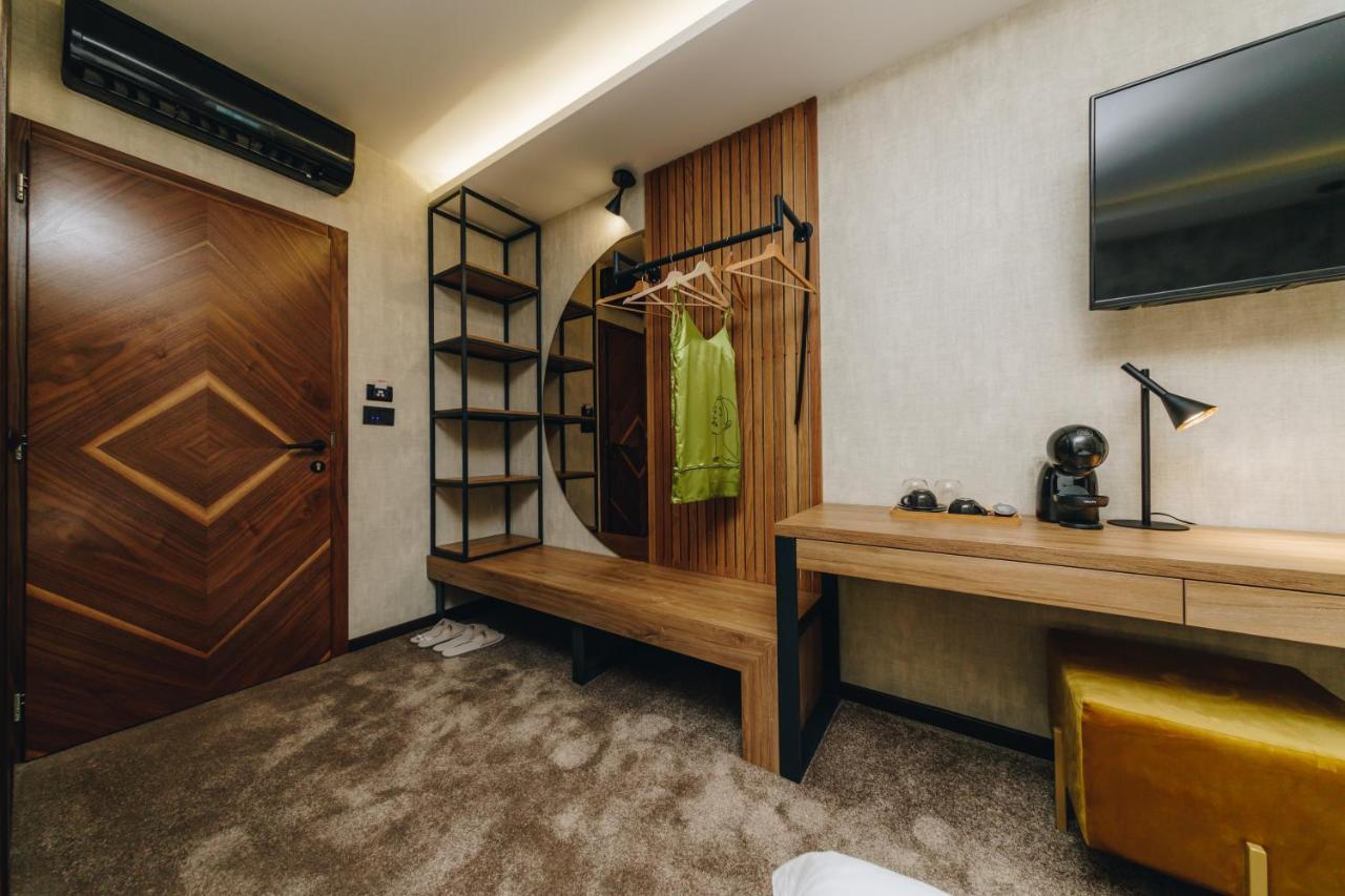Boutique Luxury Apartments ครากูเยวัตส์ ภายนอก รูปภาพ