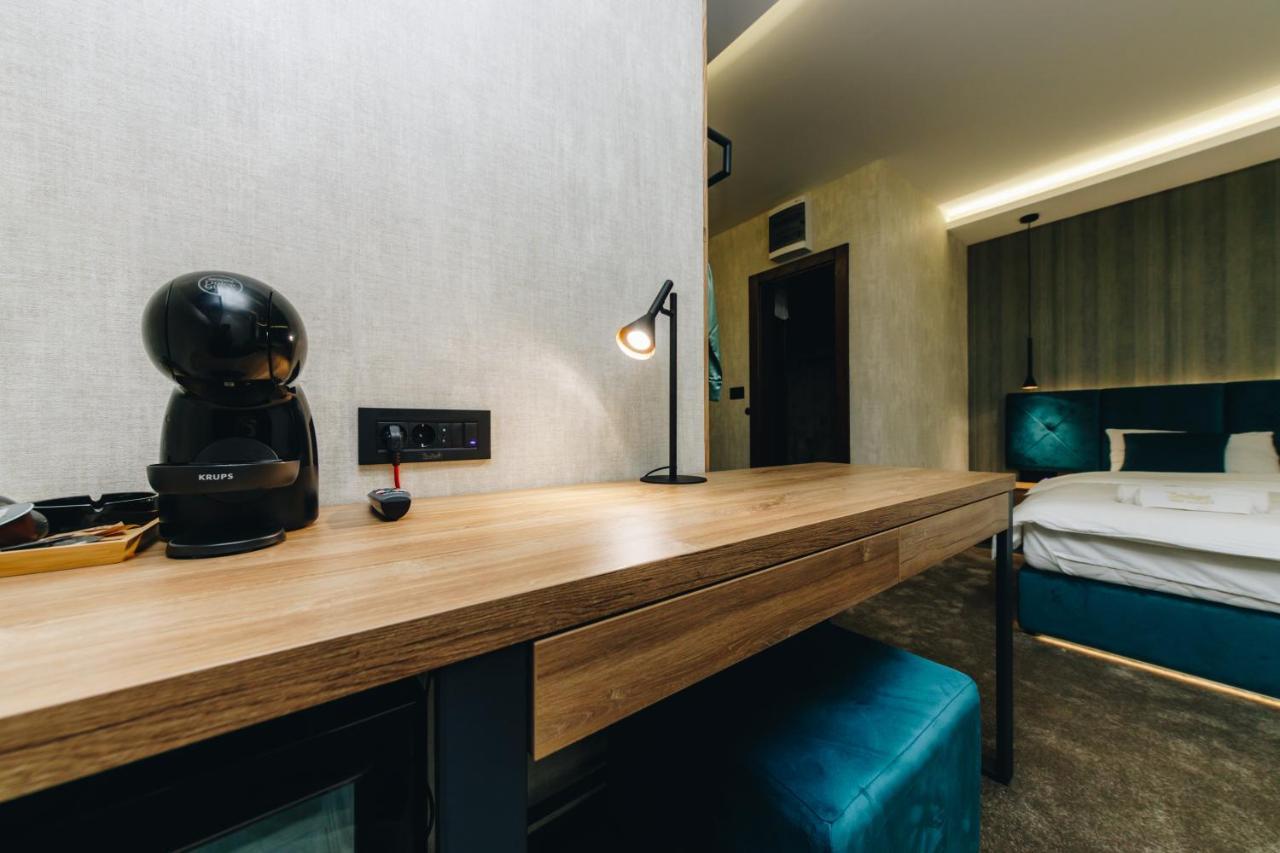 Boutique Luxury Apartments ครากูเยวัตส์ ภายนอก รูปภาพ