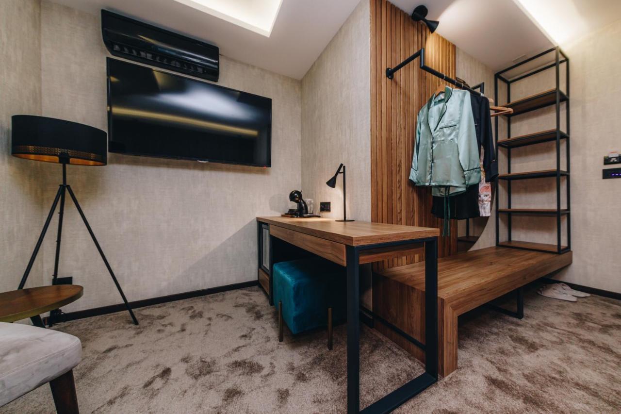 Boutique Luxury Apartments ครากูเยวัตส์ ภายนอก รูปภาพ