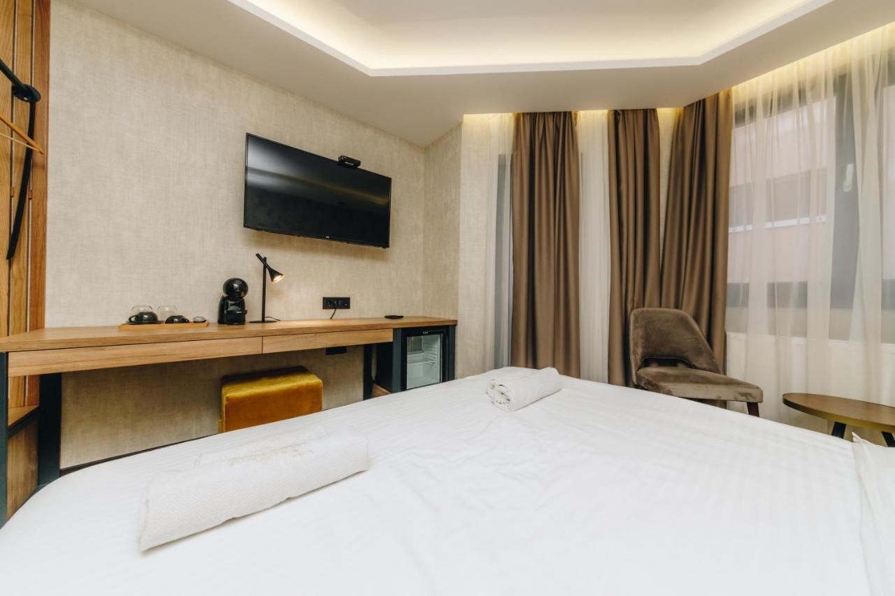 Boutique Luxury Apartments ครากูเยวัตส์ ภายนอก รูปภาพ