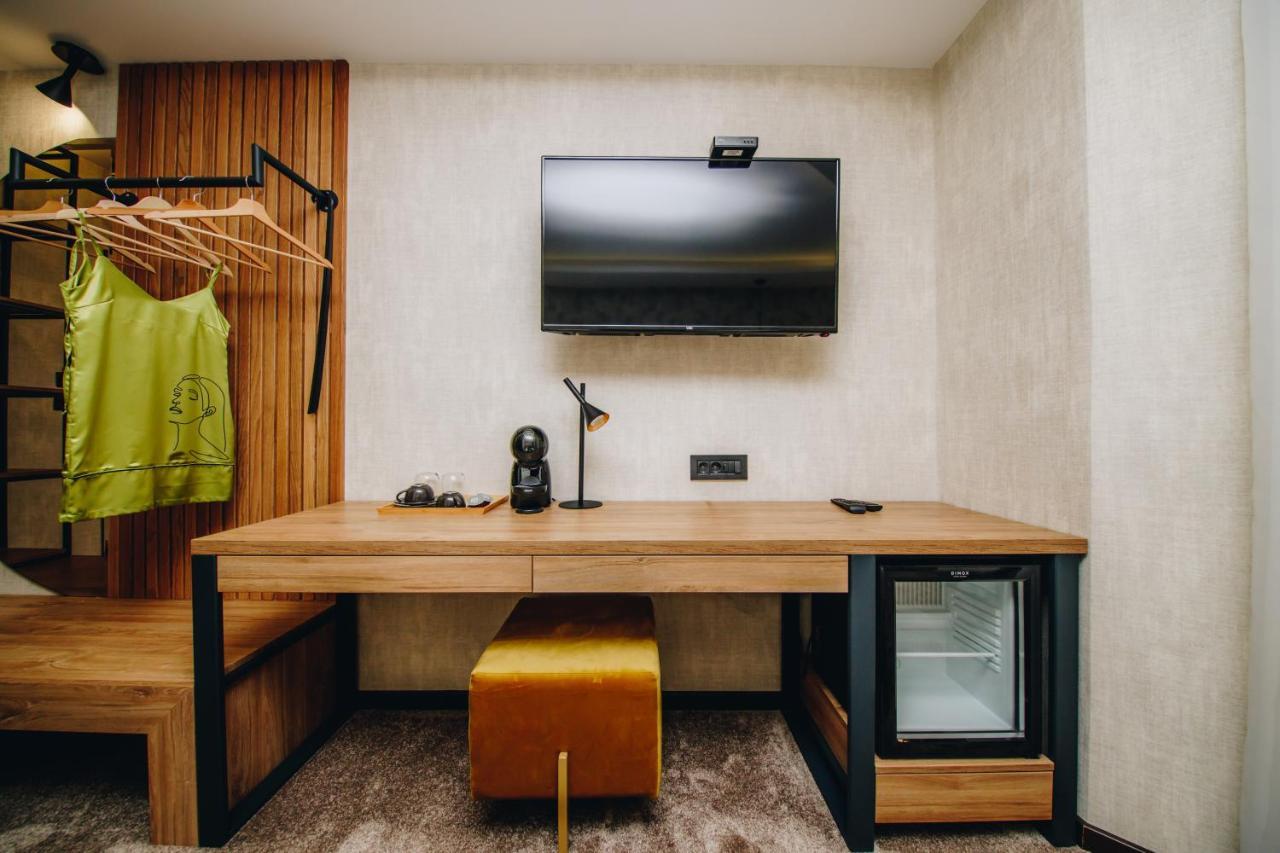 Boutique Luxury Apartments ครากูเยวัตส์ ภายนอก รูปภาพ