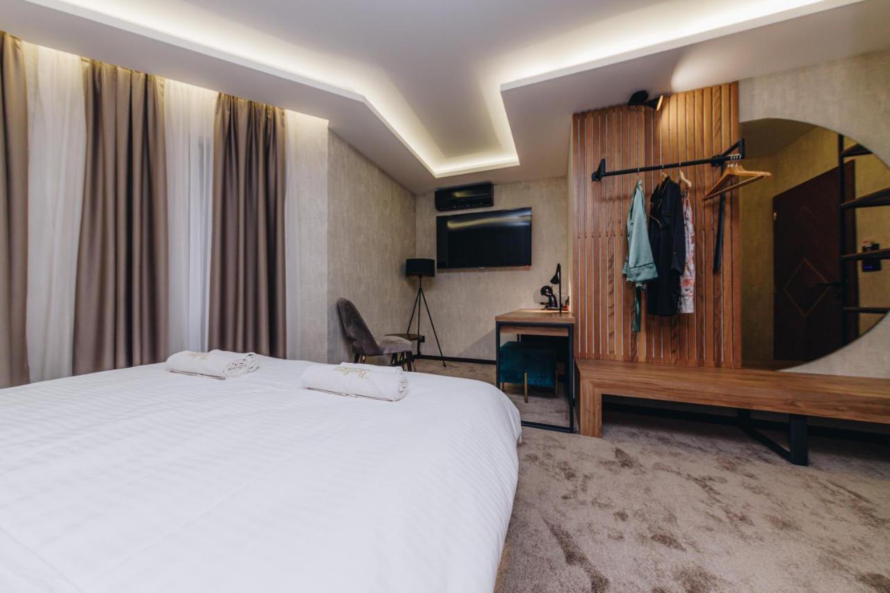 Boutique Luxury Apartments ครากูเยวัตส์ ภายนอก รูปภาพ