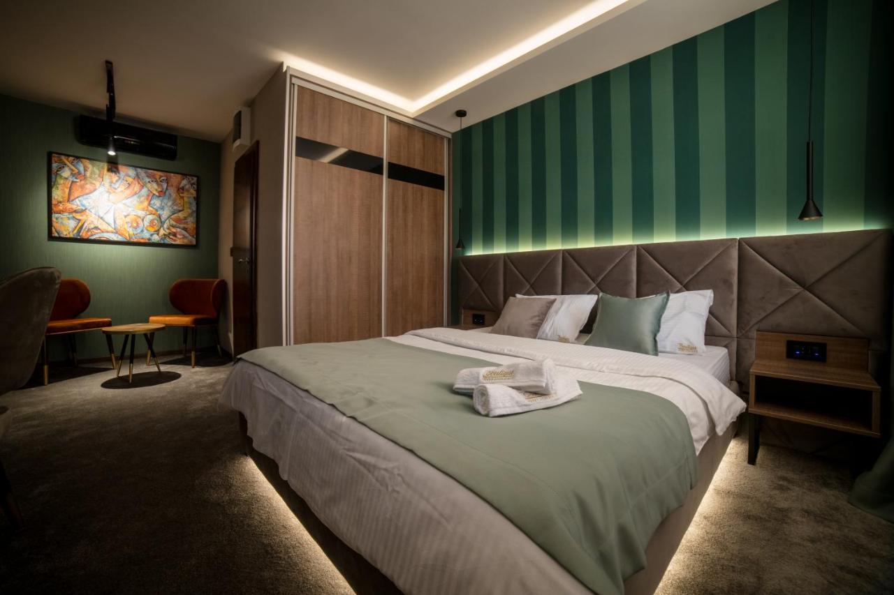 Boutique Luxury Apartments ครากูเยวัตส์ ภายนอก รูปภาพ